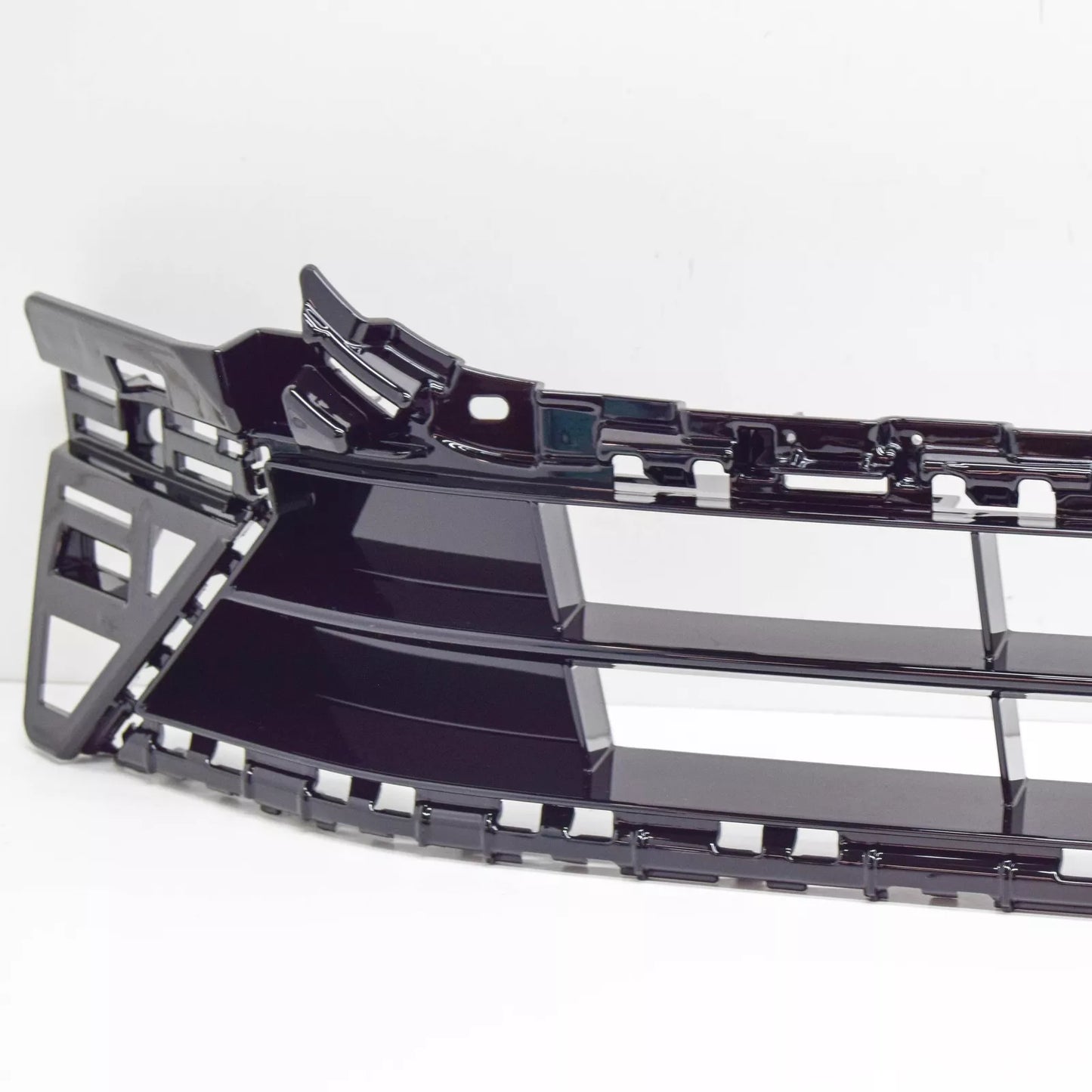 NEW VW ARTEON 3H FRONT LOWER CENTER BUMPER GRILLE 3G8853677A041 ORIGINAL