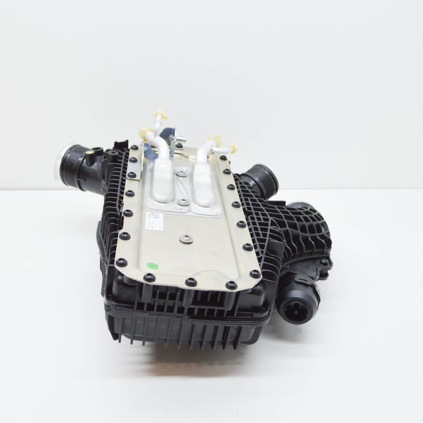 new audi a6 c8 charge air cooler radiator 4k0145803d original