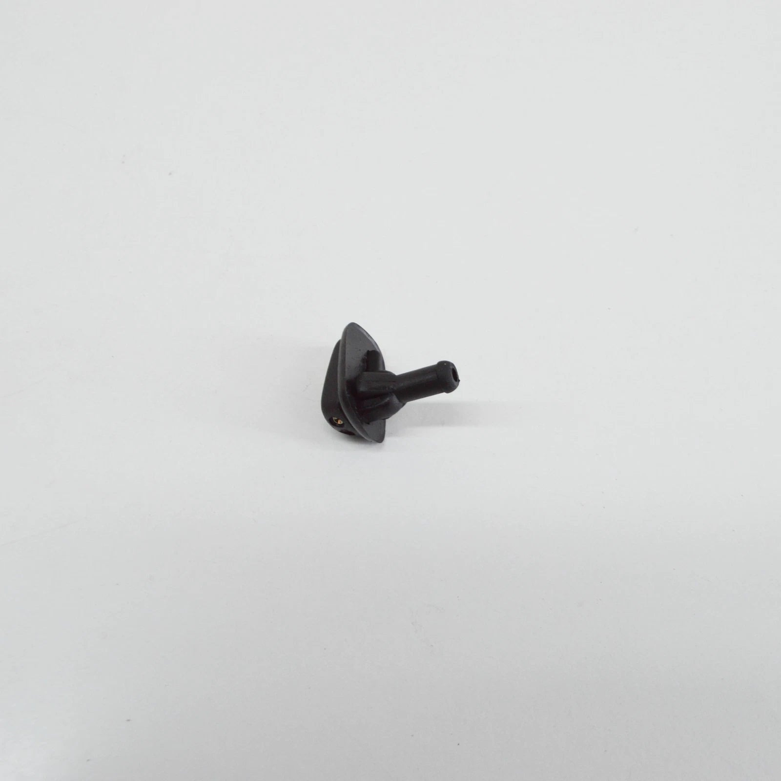 NEW BMW 5 E28 WINDSHIELD WASHER NOZZLE 61661373401 1373401 1986 ORIGINAL