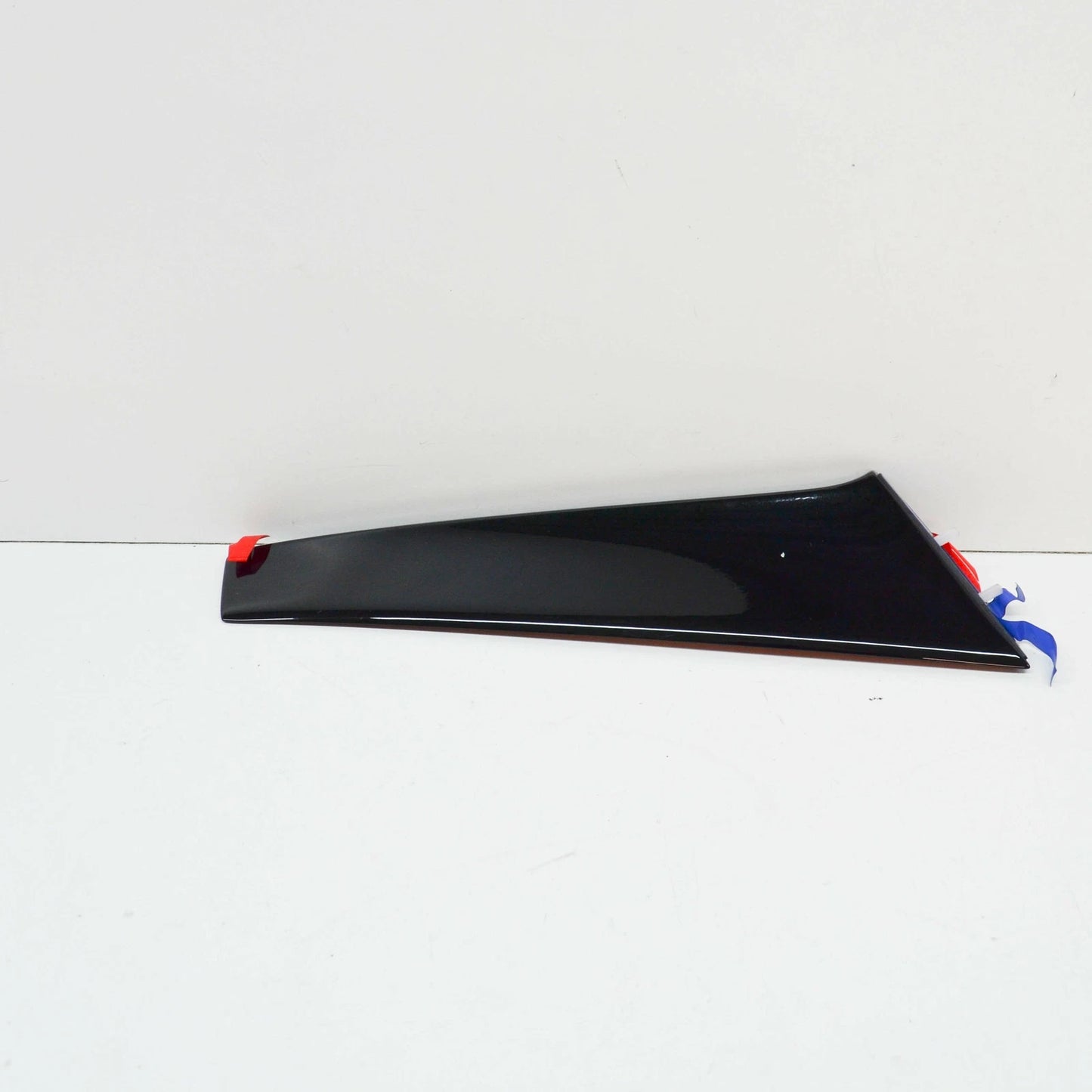 NEW VOLKSWAGEN GOLF MK7 REAR LID RIGHT SPOILER 5G6805946E041