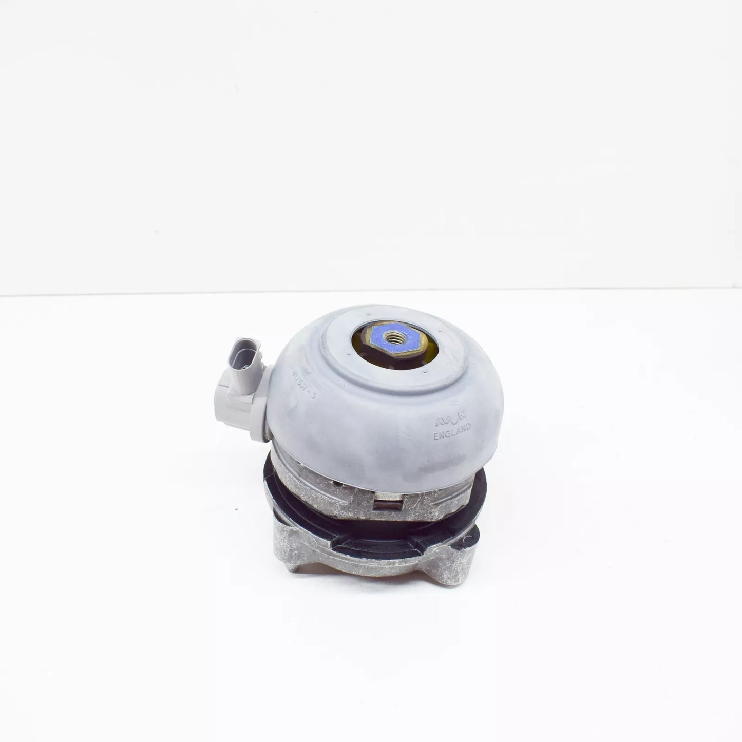 NEW AUDI A8 D3 LEFT ENGINE MOUNT 4E0199381FL ORIGINAL