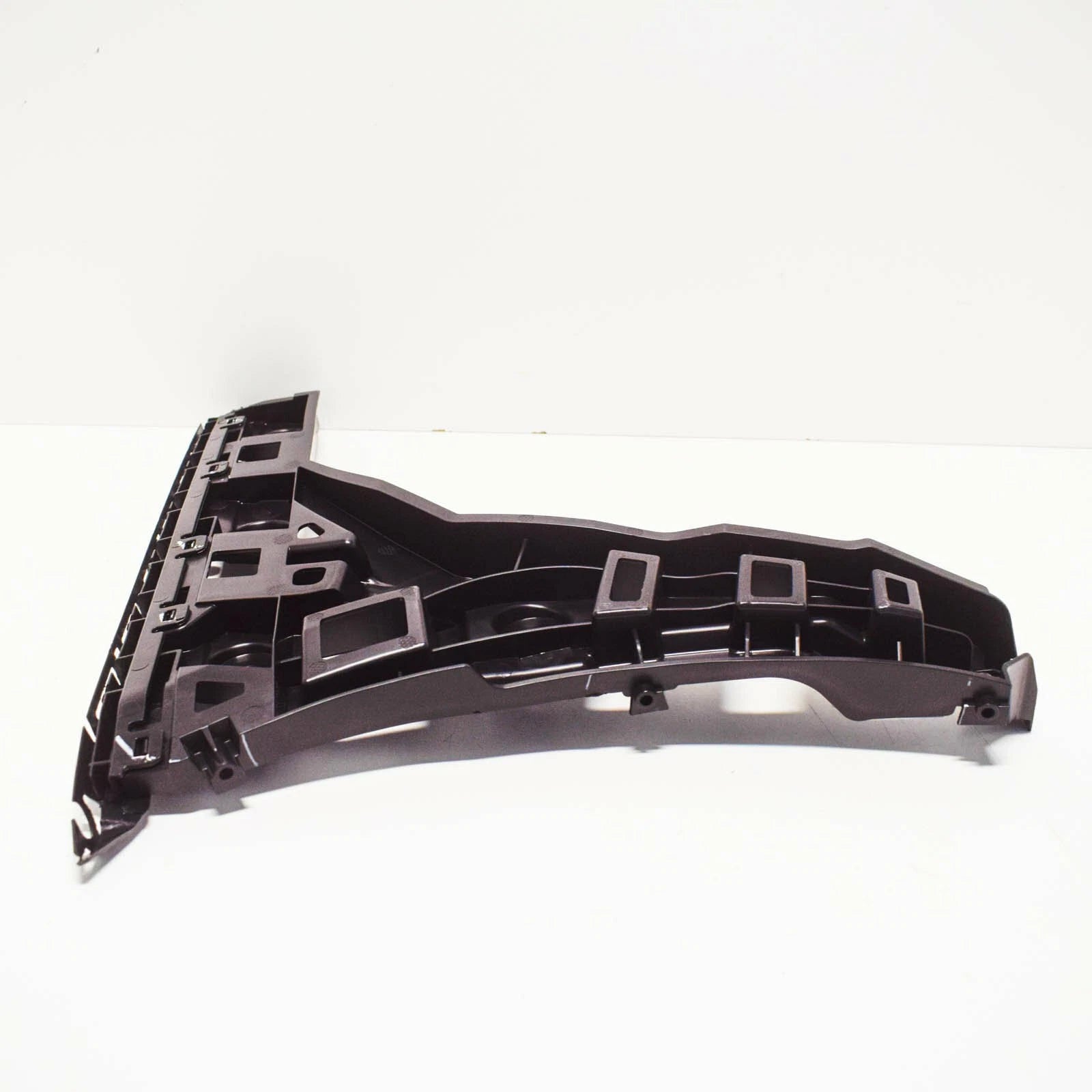 NEW VOLKSWAGEN JETTA A7 REAR LEFT BUMPER BRACKET 17A807375 2019