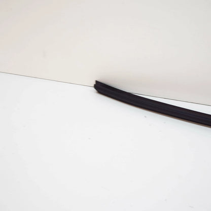 NEW AUDI A3 8P FRONT LEFT OUTER WINDOW APERTURE SEAL 8P3837479D