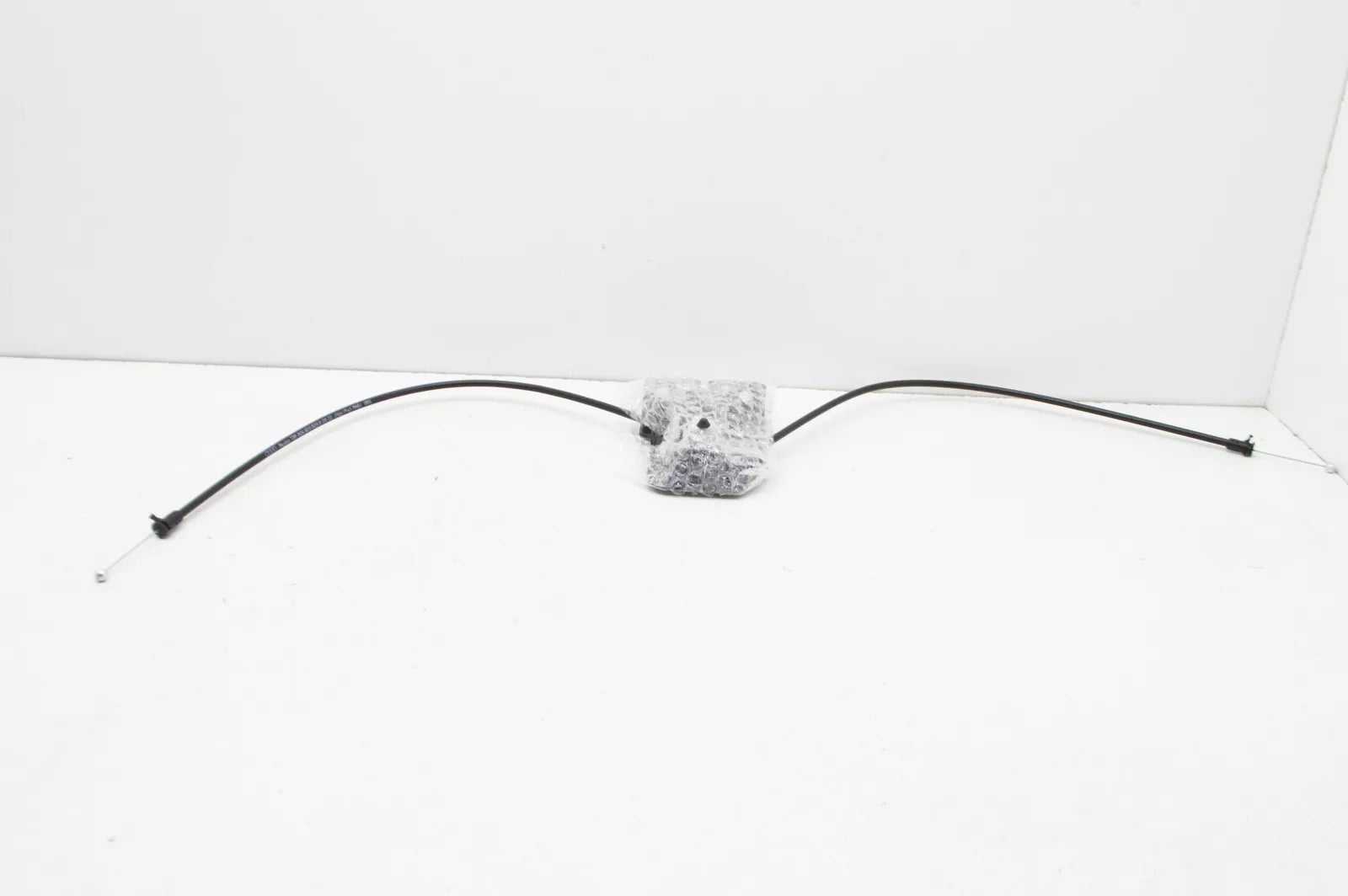NEW AUDI Q5 80A FRONT BONNET HOOD LID LOCK RELEASE CABLE 80A823529D ORIGINAL