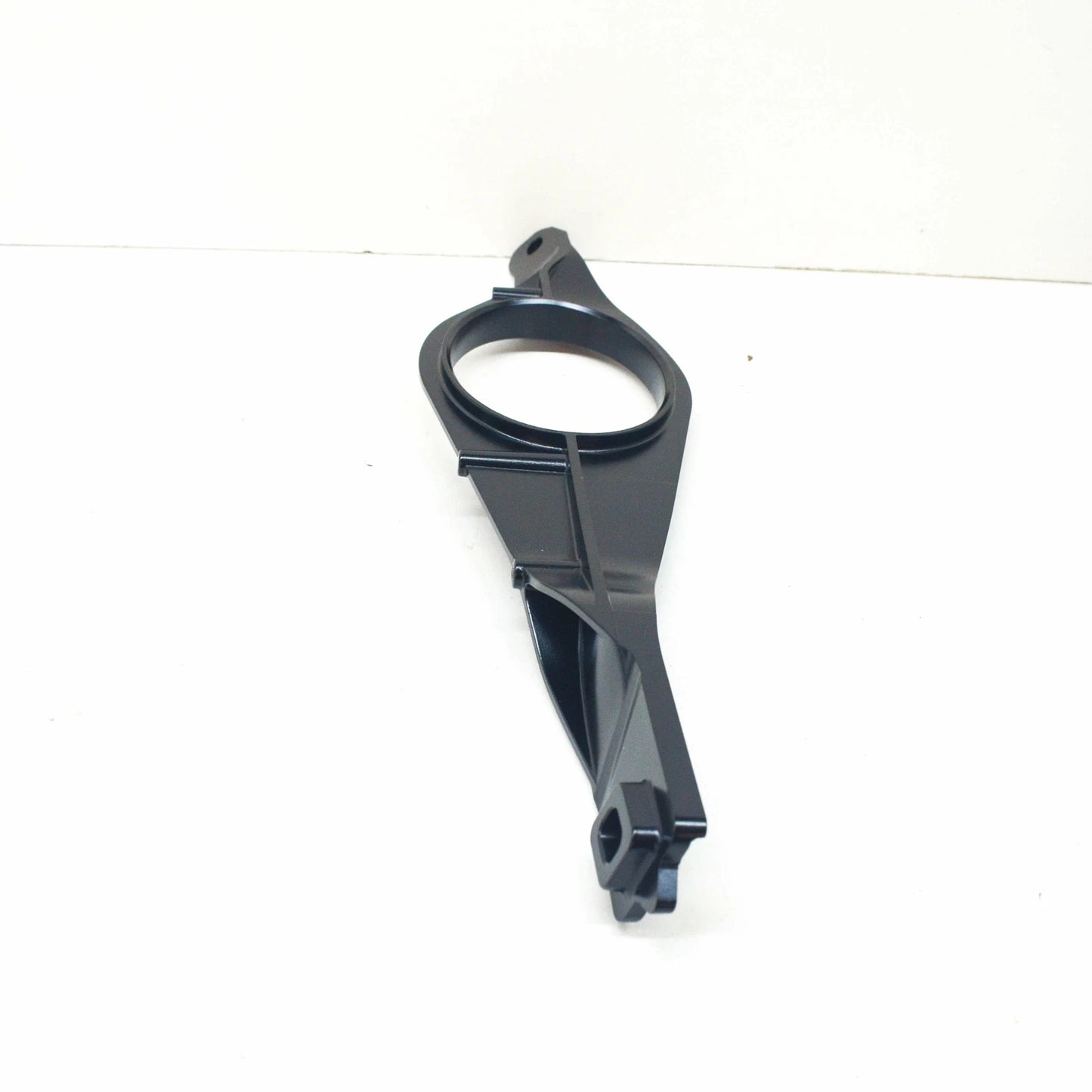 NEW BMW 5 G30 FRONT BODY END M RIGHT CROSS BRACE 51618065852 ORIGINAL