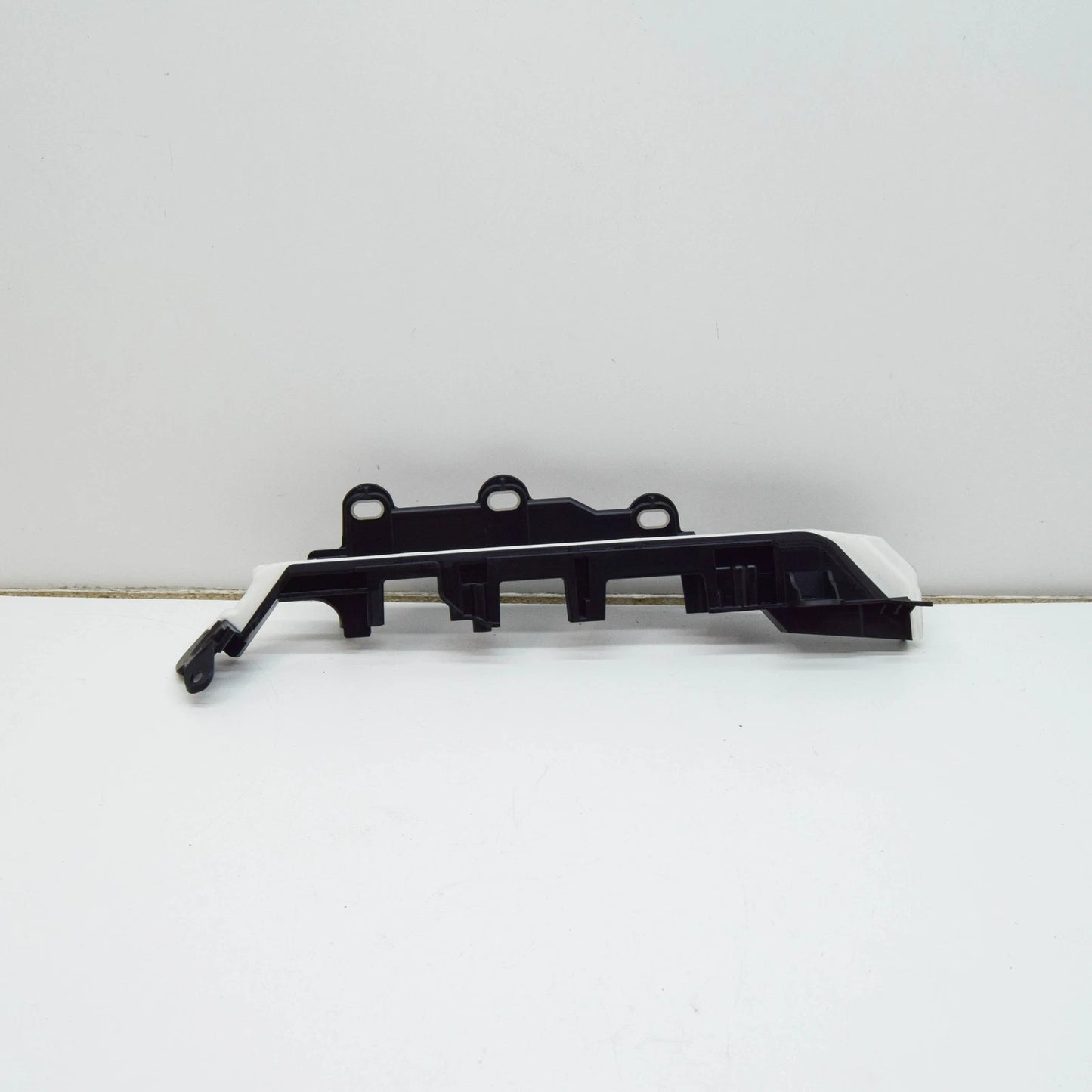 NEW BMW M5 F90 SEALING FRAME LOWER PART LEFT 1138795720 ORIGINAL