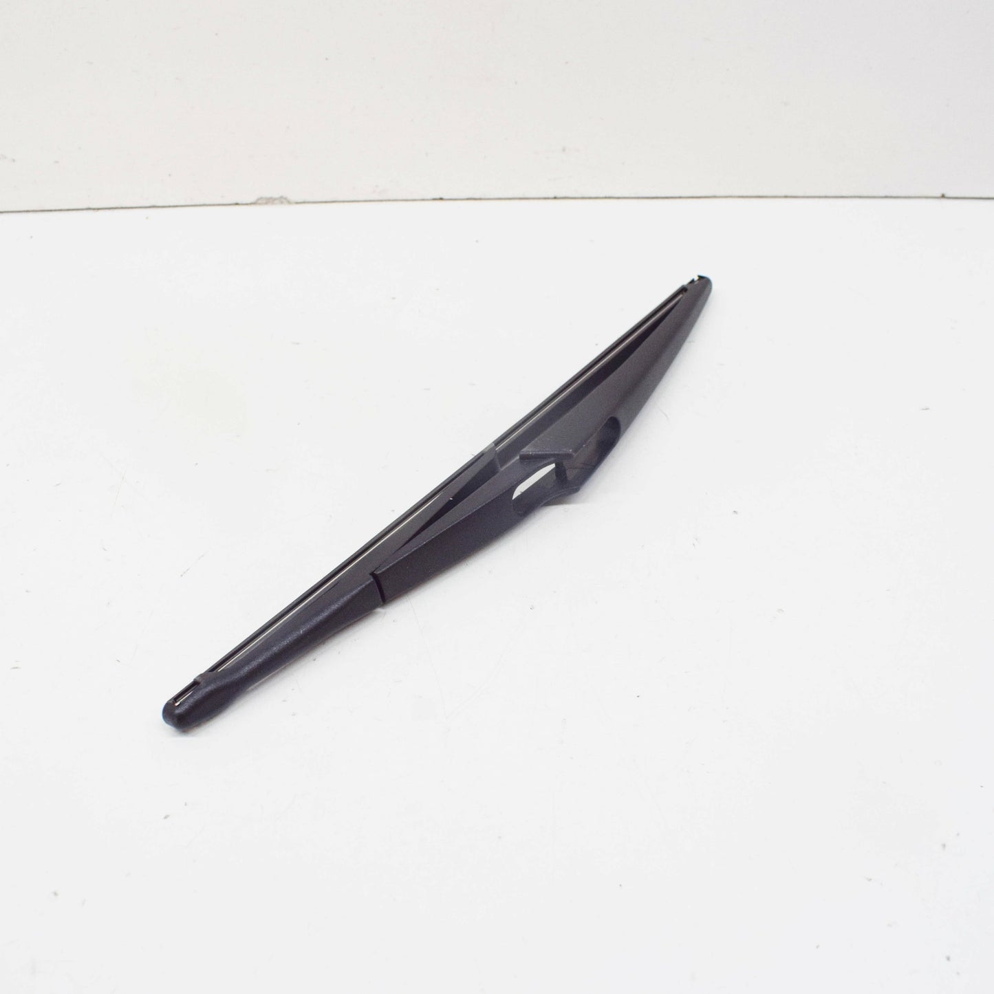 NEW MERCEDES-BENZ GLK X204 TAILGATE WINDOW WIPER ARM A212820194590 ORIGINAL