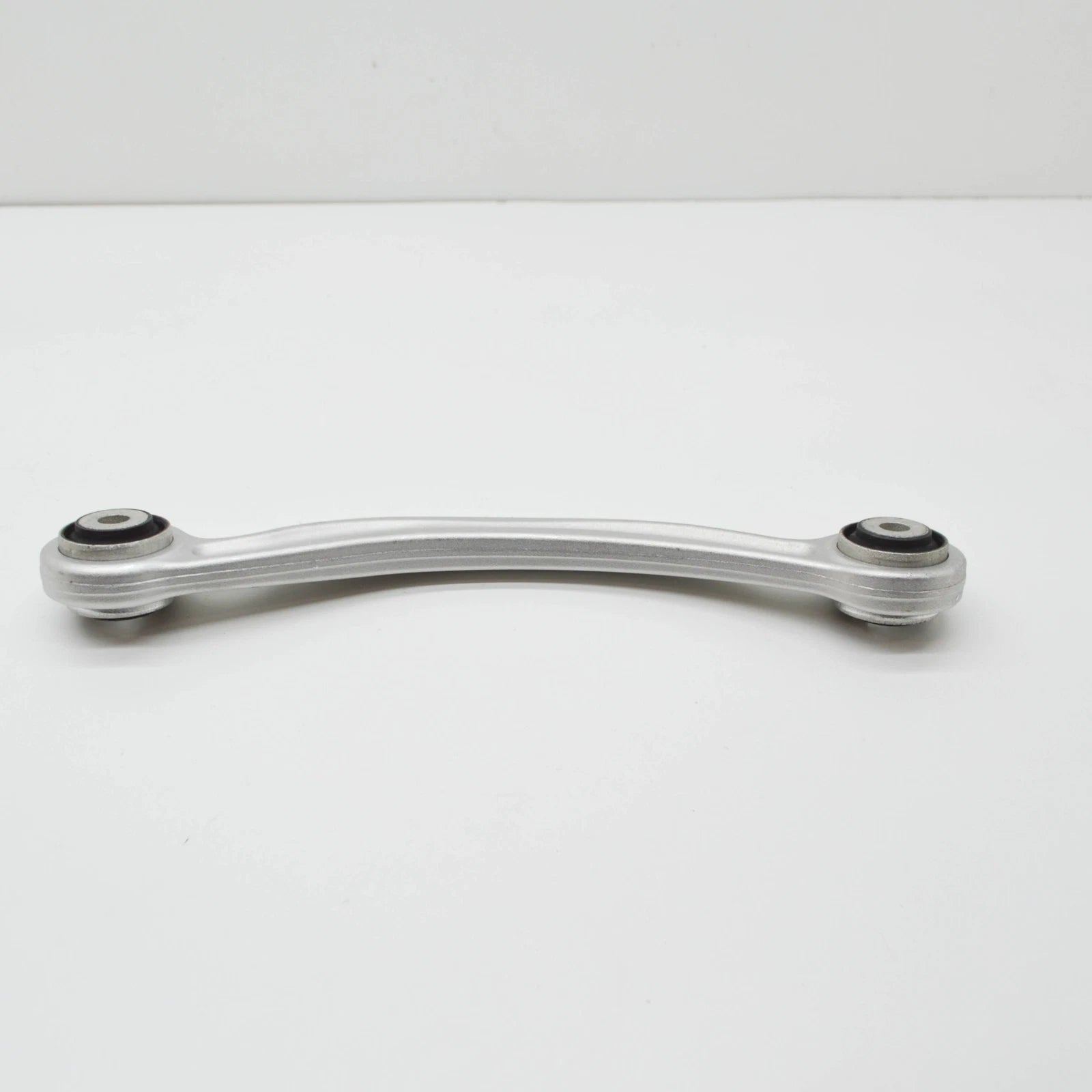 NEW MERCEDES-BENZ E-CLASS W212 REAR LEFT WISHBONE A2043502106 ORIGINAL