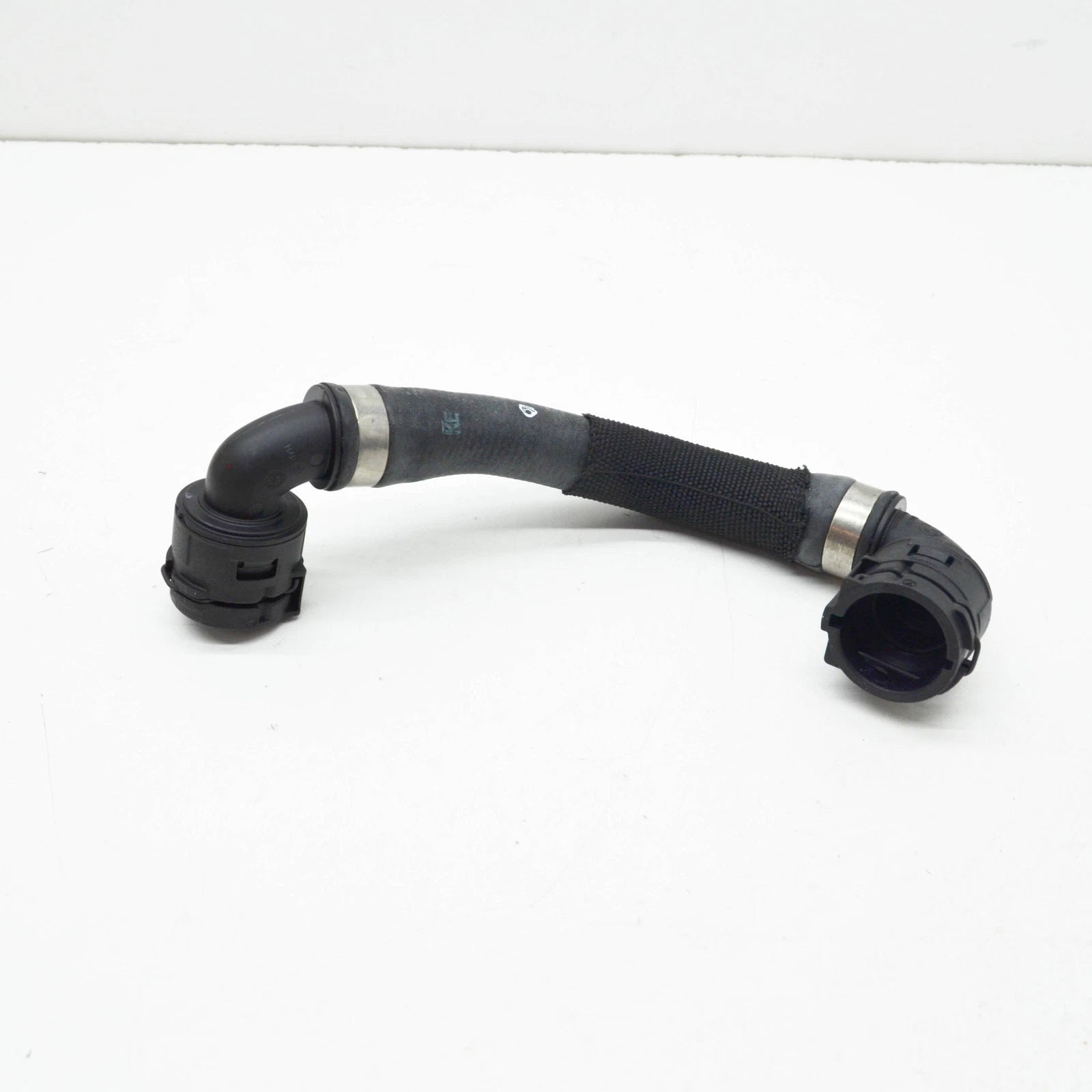 NEW BMW 5 G30 LEFT COOLANT WATER RADIATOR HOSE 17128602677 ORIGINAL