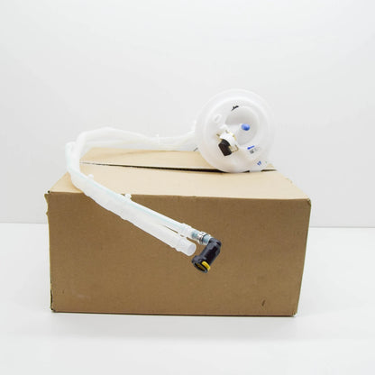 NEW MERCEDES-BENZ C W204 FUEL PUMP ASSEMBLY A2044704494 ORIGINAL