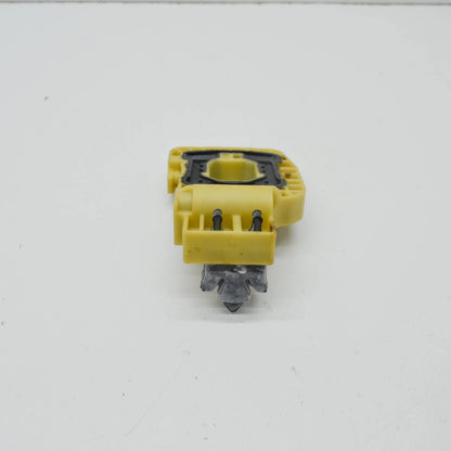 NEW BMW 7 G11 RADIATOR RIGHT SIDE BRACKET 17118632140 8632140 2016 ORIGINAL