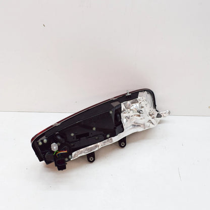 NEW AUDI R8 REAR RIGHT TAILLIGHT 420945096F ORIGINAL