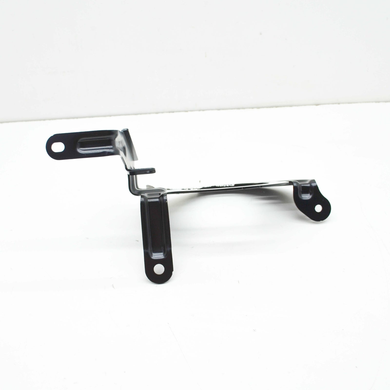 NEW AUDI A4 B8 SECONDARY AIR PUMP BRACKET 8T0906617C ORIGINAL