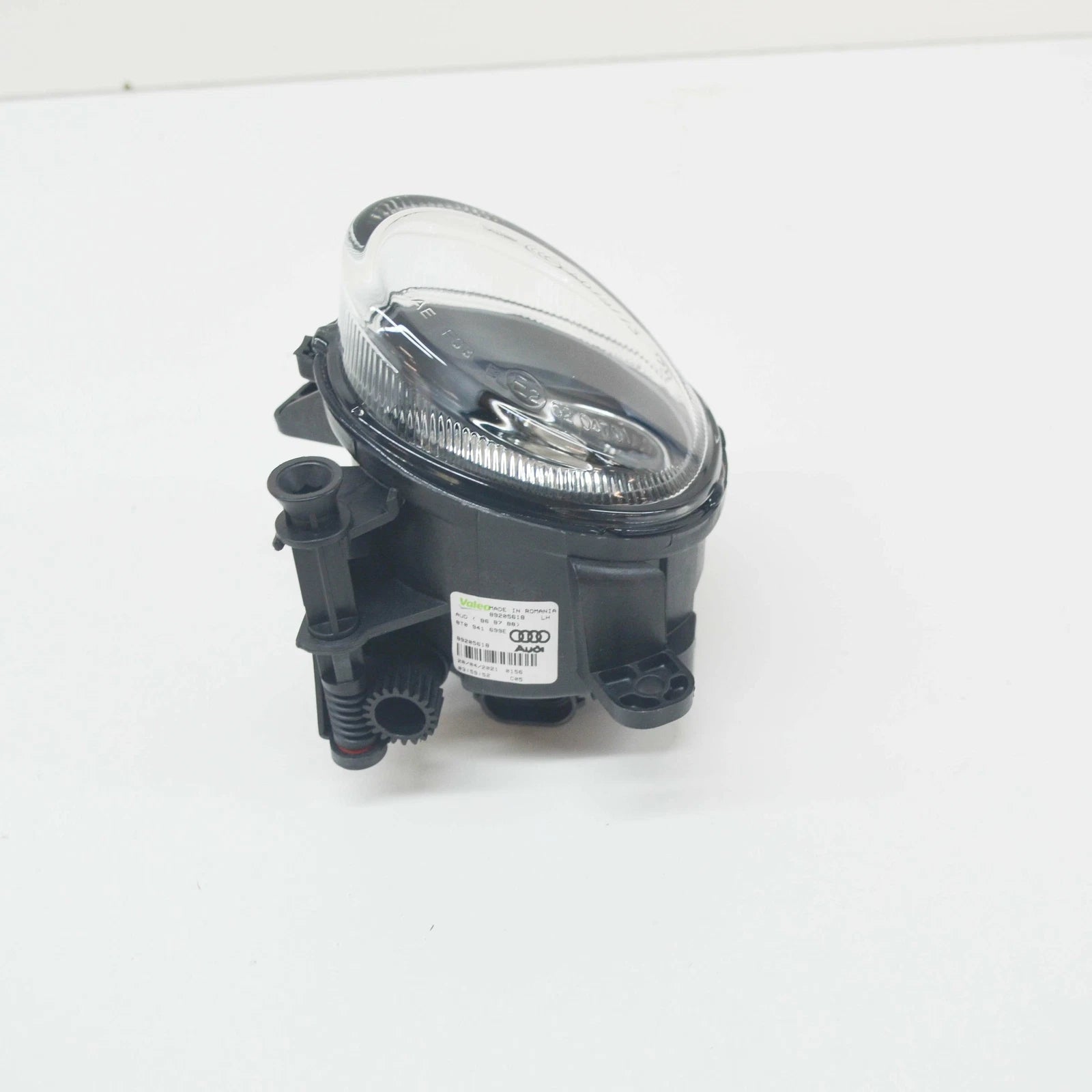 NEW AUDI A1 8X FRONT LEFT HALOGEN FOG LIGHT 8T0941699E