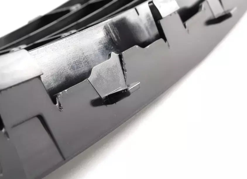 NEW VOLKSWAGEN GOLF 1K MK5 FRONT LOWER CENTER VENT GRILLE 1K0853677C9B9