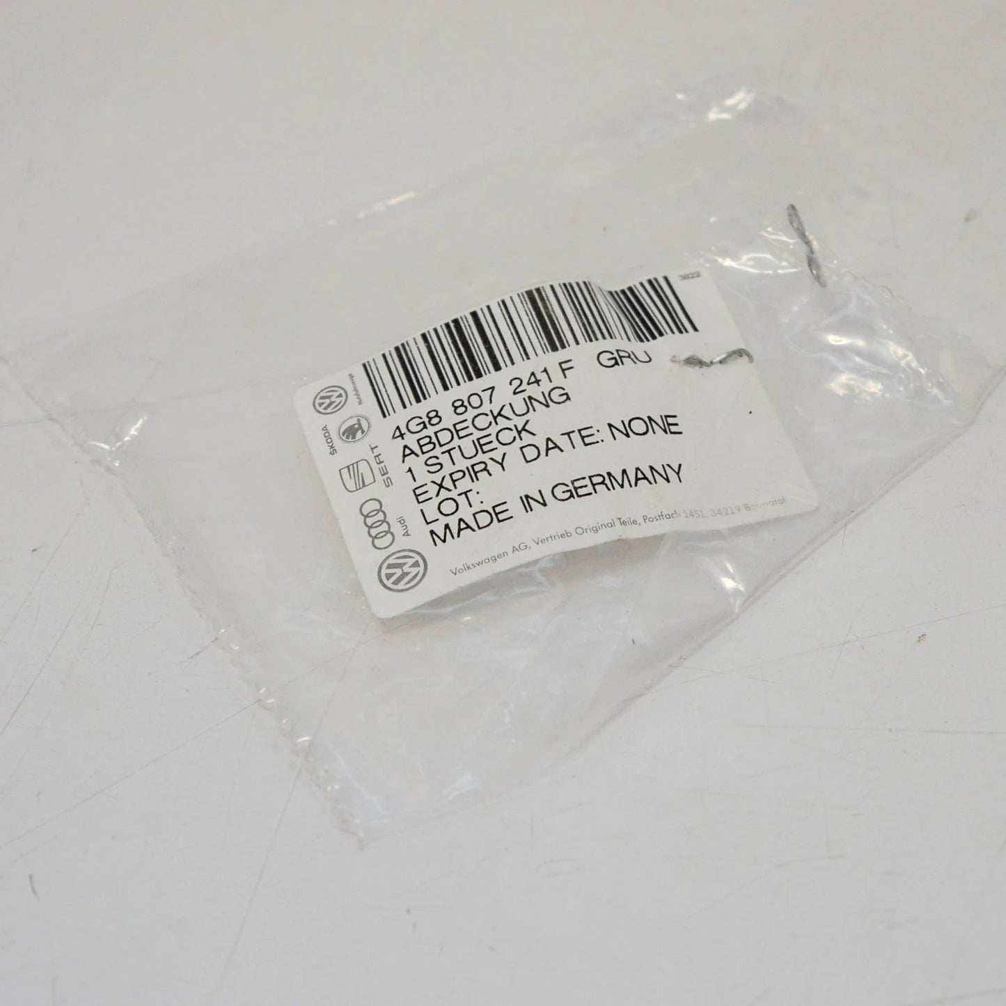 NEW AUDI A7 SPORTBACK 4GA FRONT BUMPER TOW HOOK EYE COVER 4G8807241FGRU ORIGINAL