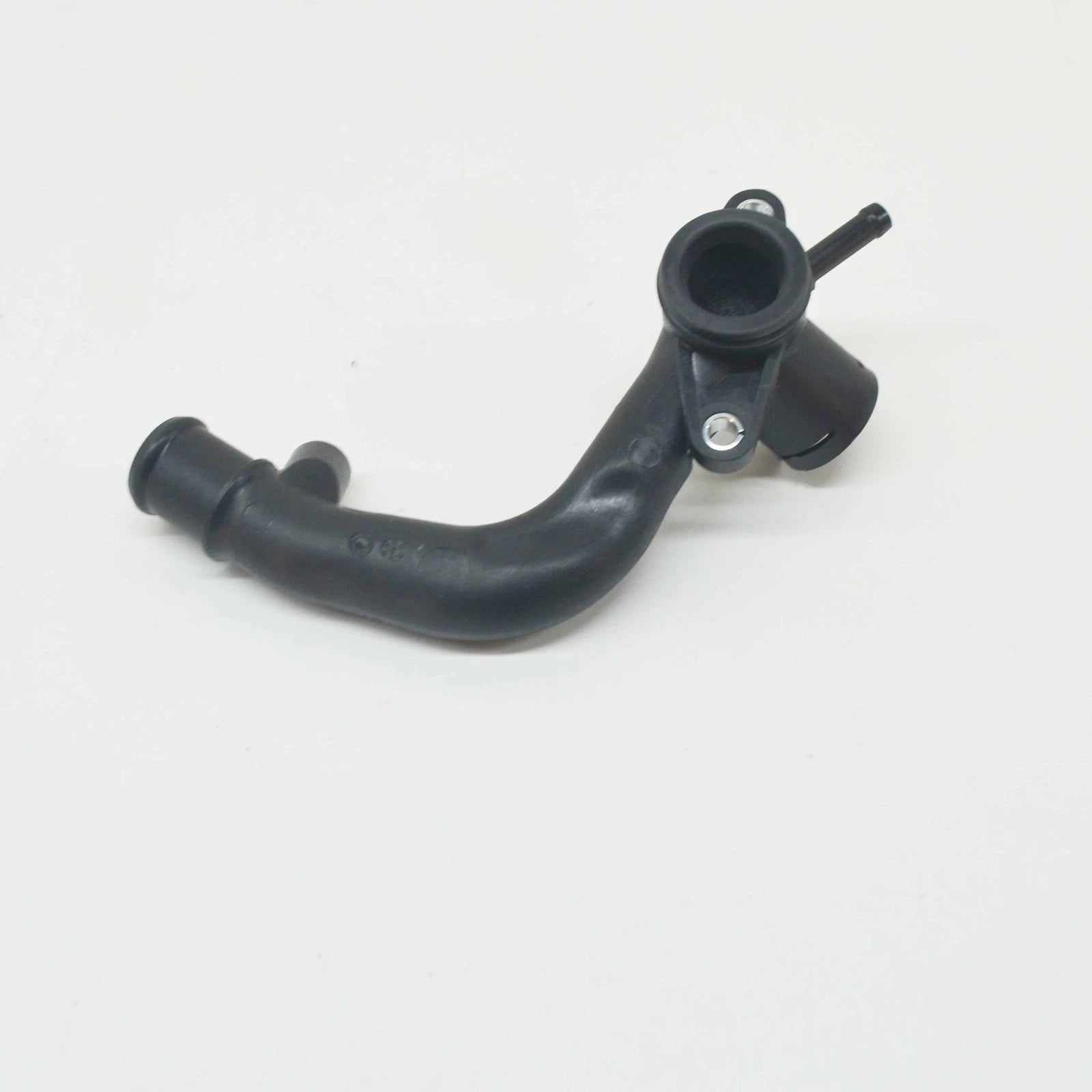 NEW VOLKSWAGEN CC ENGINE WATER PUMP CONNECTION 06J121132E