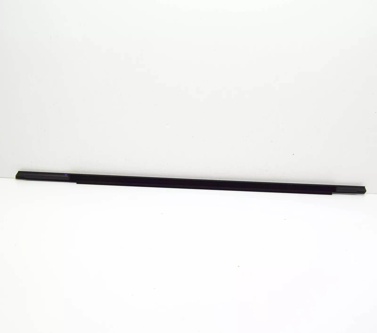 NEW AUDI A4 B9 REAR LEFT DOOR WINDOW BELT MOLDING 8W0853763E2ZZ ORIGINAL