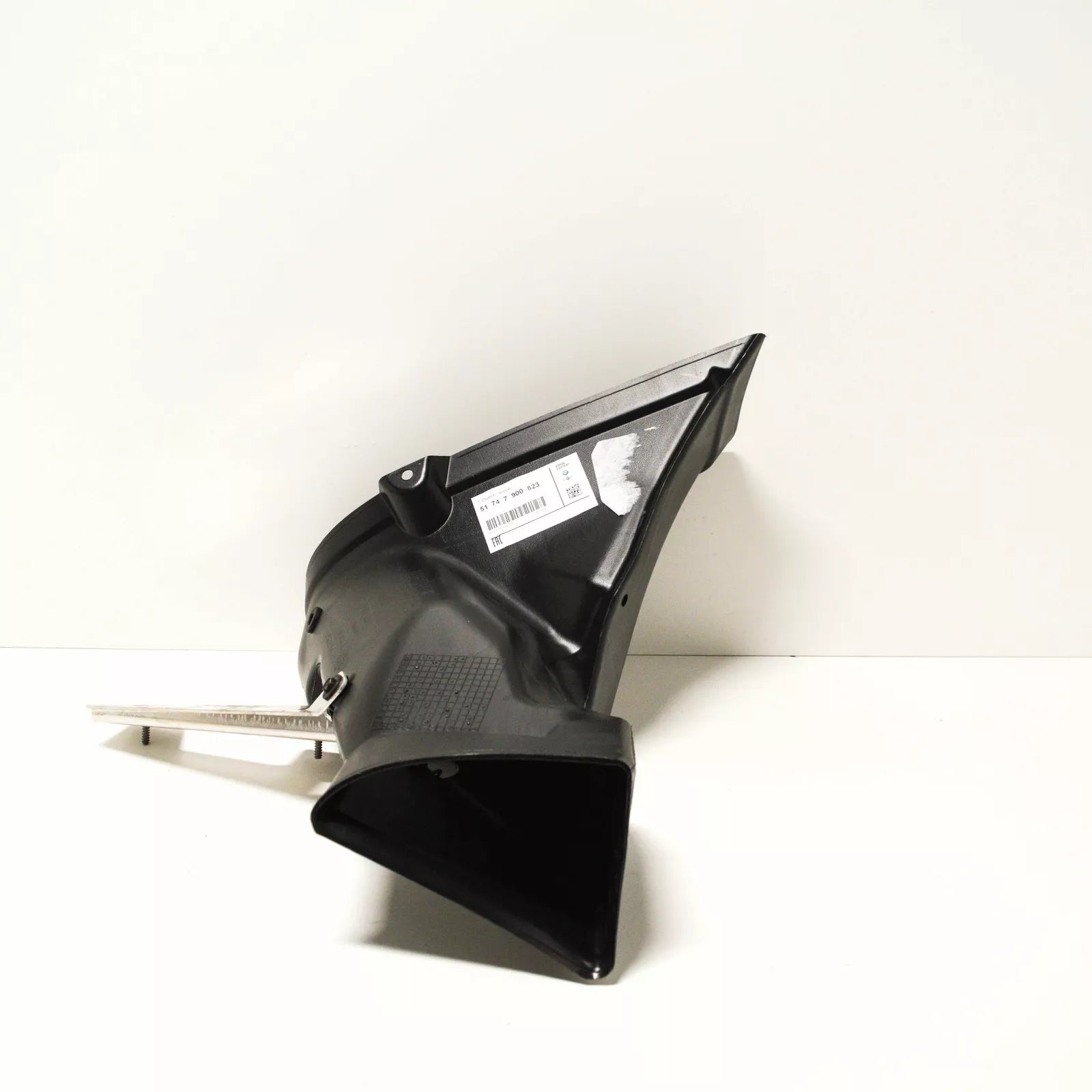 NEW BMW 3 M3 E92 FRONT BUMPER LEFT AIR DUCT 51747900823 7900823 2009 ORIGINAL