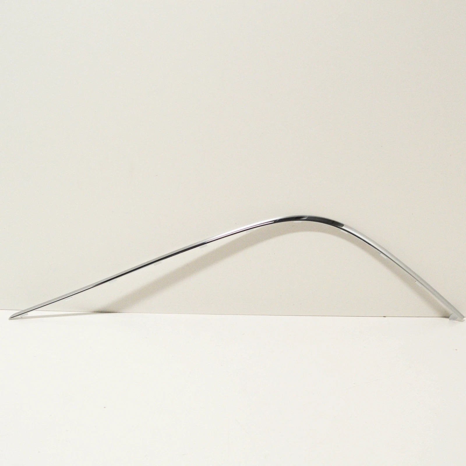 NEW MERCEDES-BENZ C COUPE CL203 REAR BUMPER RIGHT MOLDING A2038859021