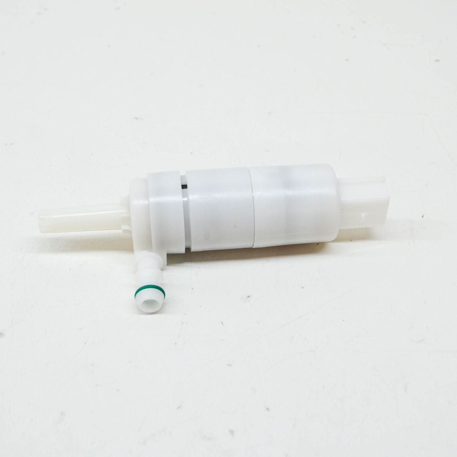 NEW MERCEDES-BENZ ML W163 HEADLAMP WASHER PUMP A2108691121 ORIGINAL