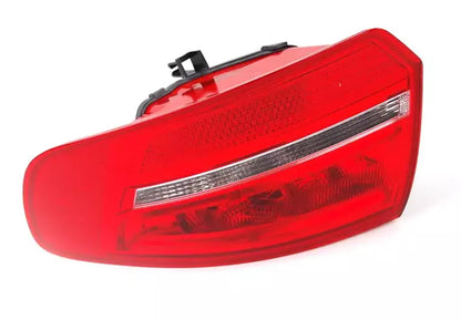 NEW AUDI A3 REAR RIGHT OUTER TAIL LIGHT LAMP 8P4945096E ORIGINAL