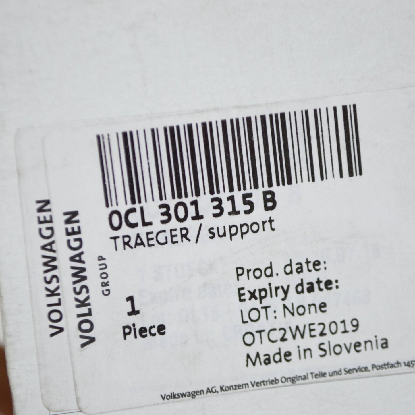 NEW AUDI A5 F5 DRIVE SHAFT ROLLER BEARING SUPPORT 0CL301315B ORIGINAL