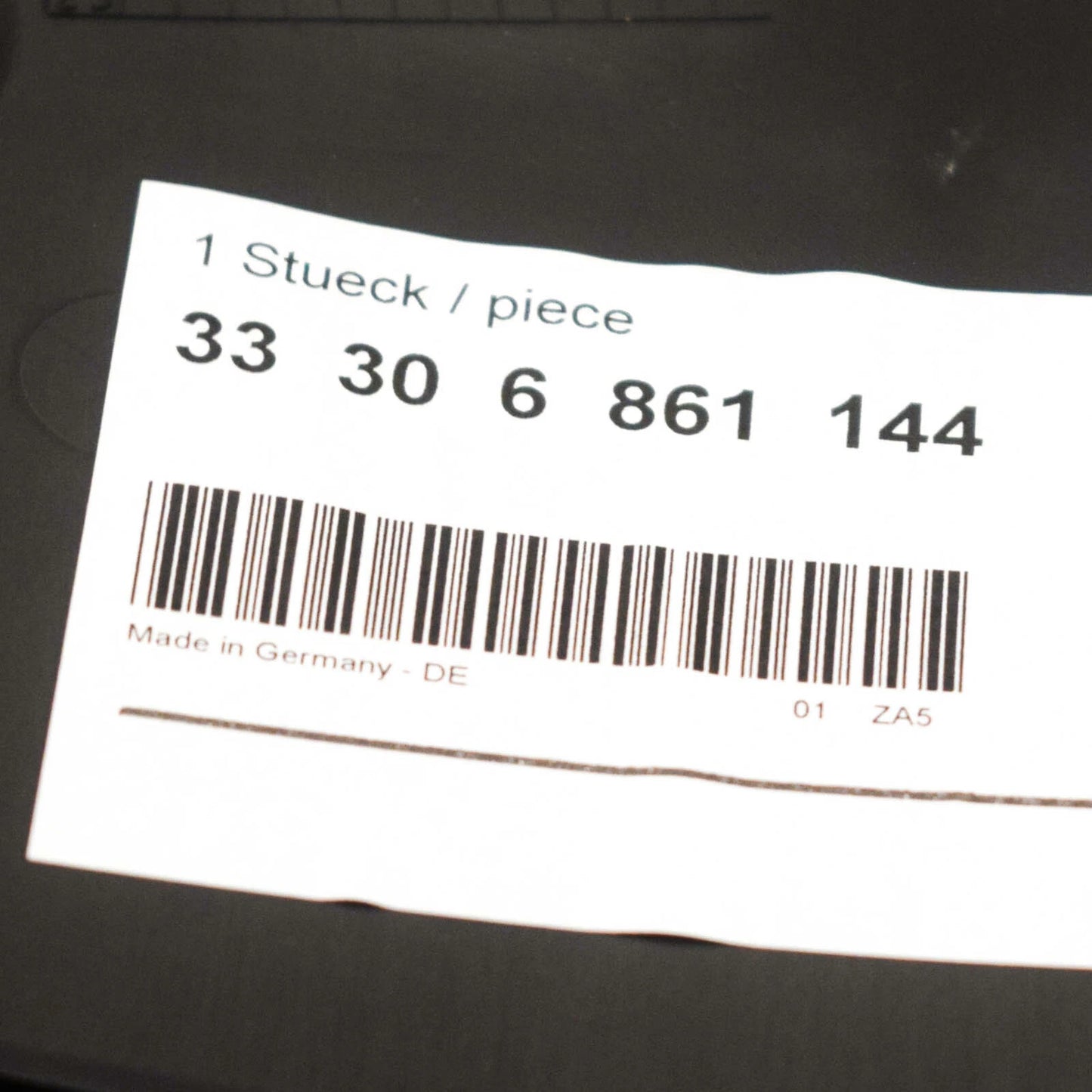 NEW BMW 7 G11 REAR AXLE SUPPORT RIGHT COVERING 33306861144 6861144 ORIGINAL