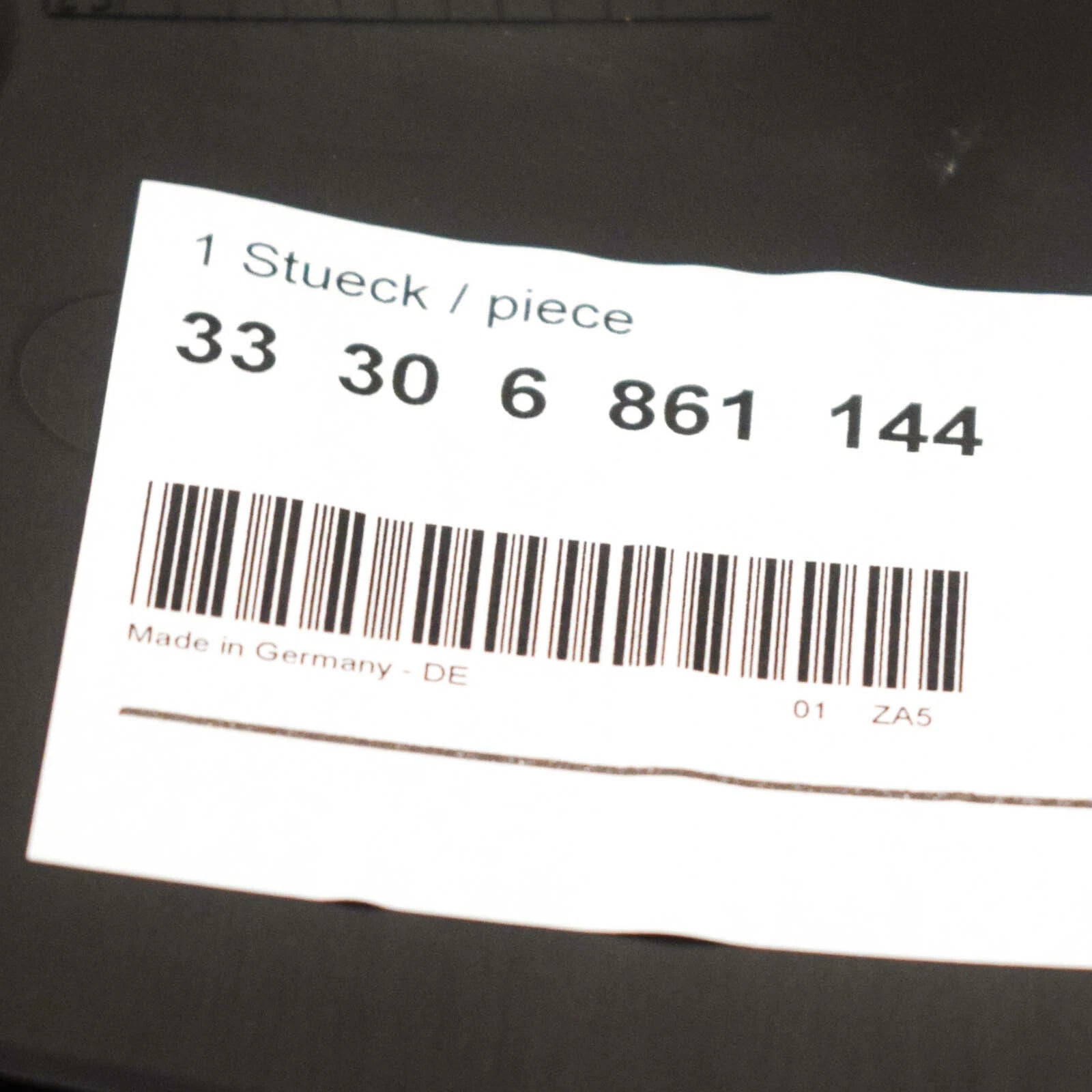 NEW BMW 7 G11 REAR AXLE SUPPORT RIGHT COVERING 33306861144 6861144 ORIGINAL