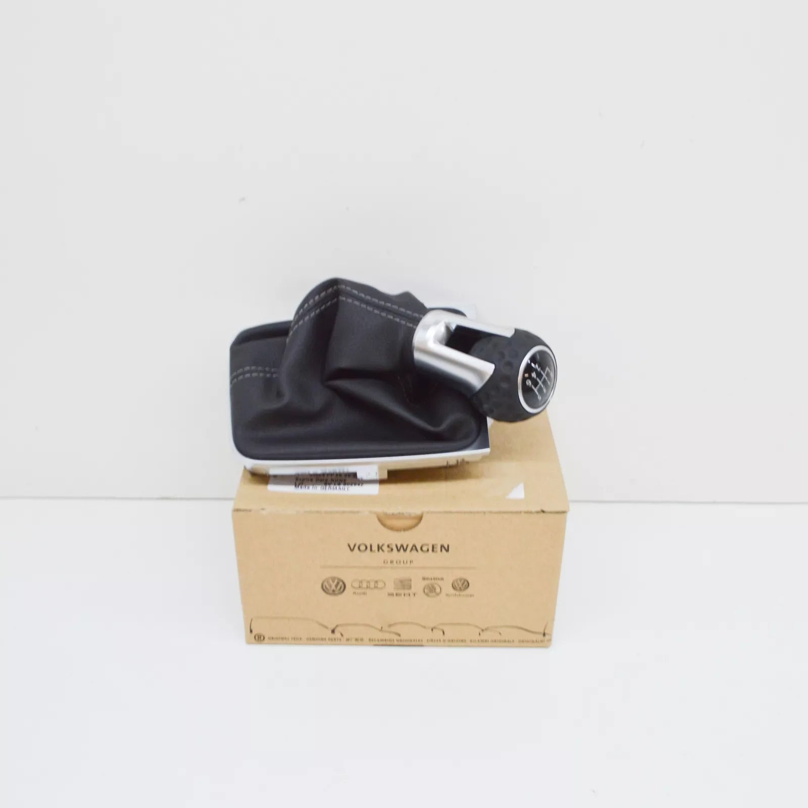 NEW VOLKSWAGEN GOLF MK7 GEAR SHIFT STICK KNOB GAITER LHD 5G1711113DBLS ORIGINAL