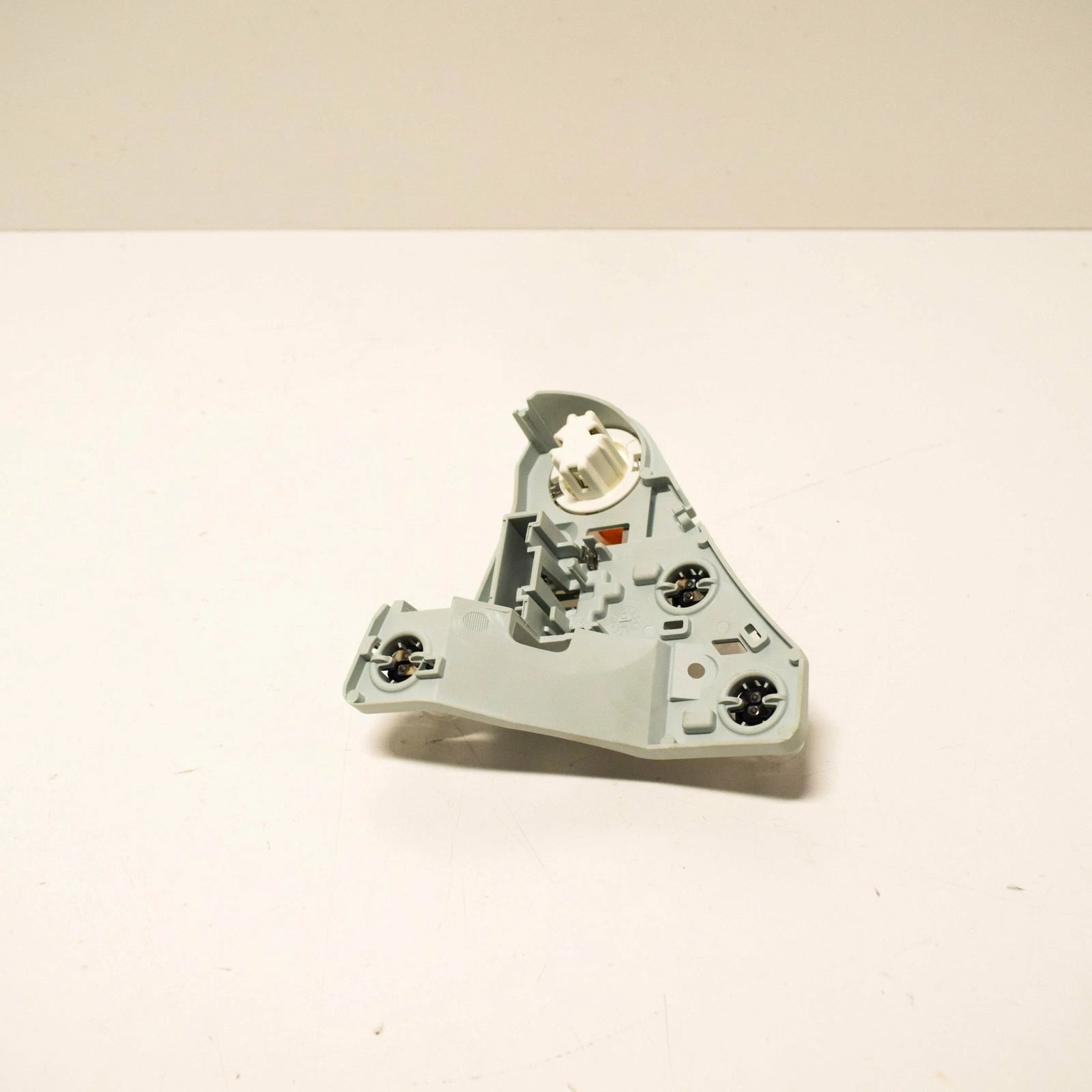 NEW BMW 3 E93 REAR LEFT TAILLIGHT BULB HOLDER 63217178383 7178383 ORIGINAL