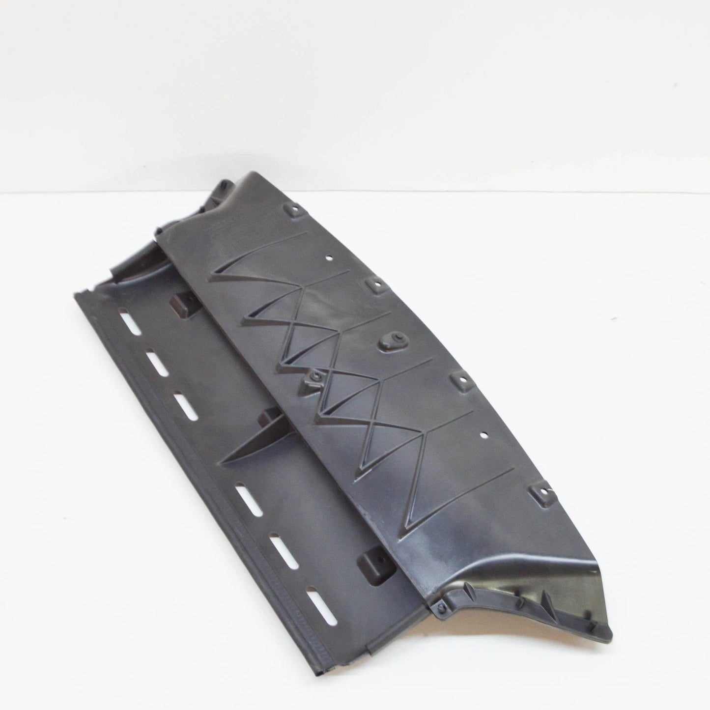 NEW BMW 7 F01, F02 TRANS FLUID AIR DUCT 7980135 51747980135 ORIGINAL