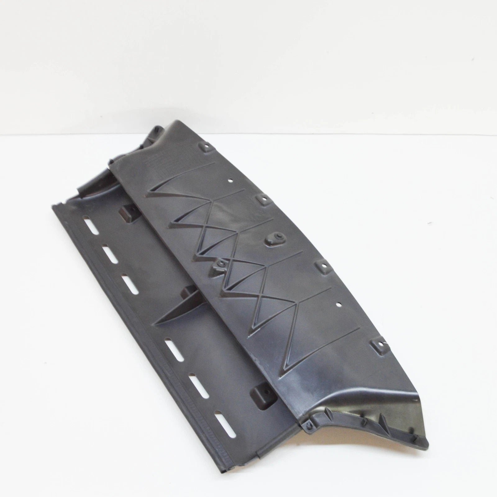 NEW BMW 7 F01, F02 TRANS FLUID AIR DUCT 7980135 51747980135 ORIGINAL