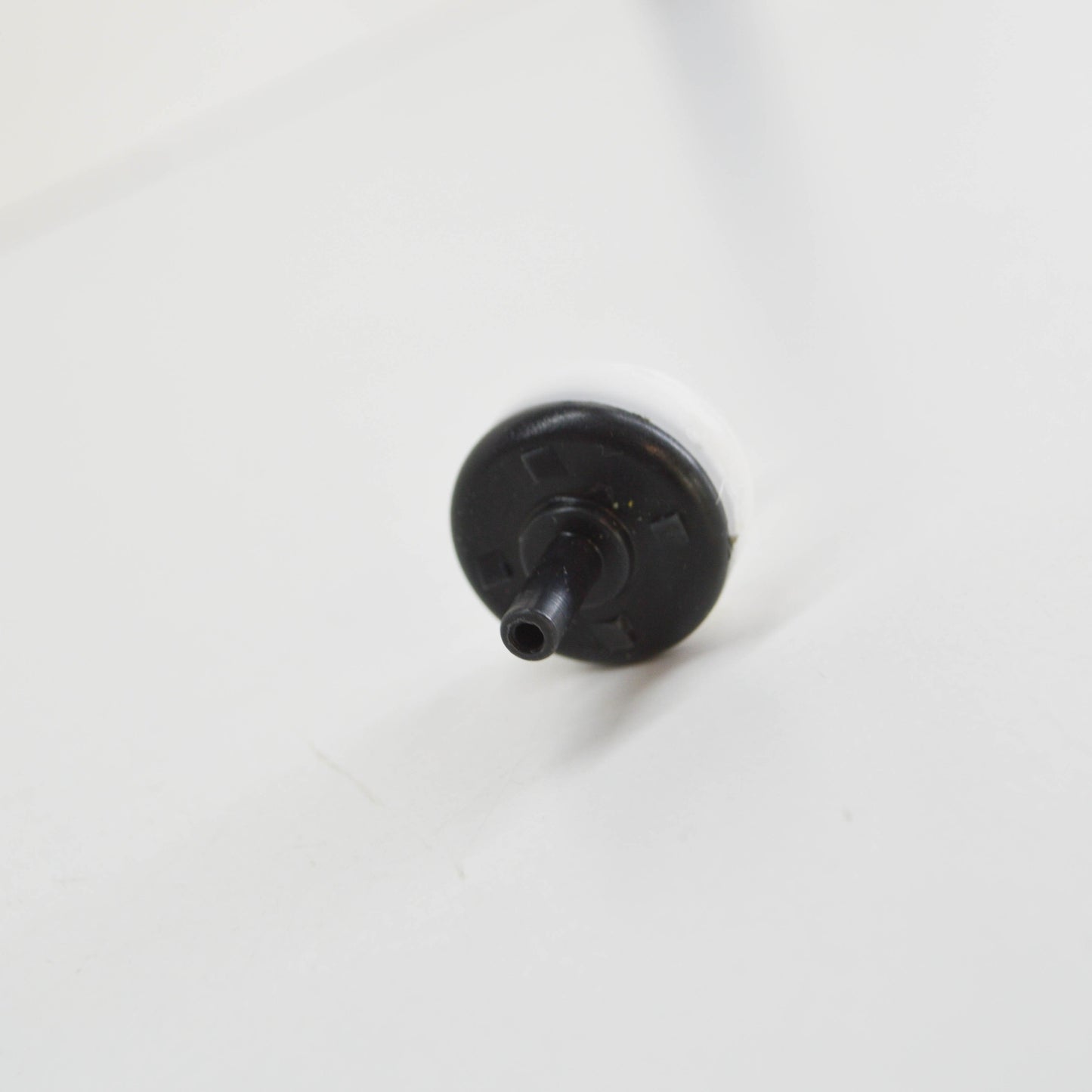 NEW MERCEDES-BENZ SPRINTER W903 VACUUM POWER CHECK VALVE A1238000078 ORIGINAL