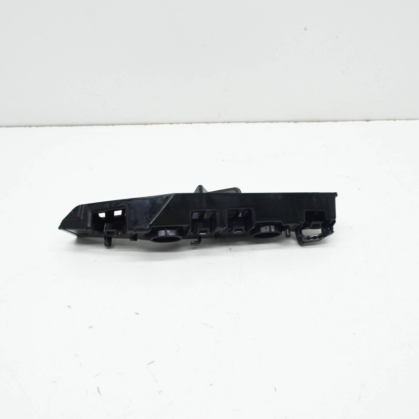 NEW VOLKSWAGEN TIGUAN AD FRONT LEFT BUMPER BRACKET 5NN807049B ORIGINAL