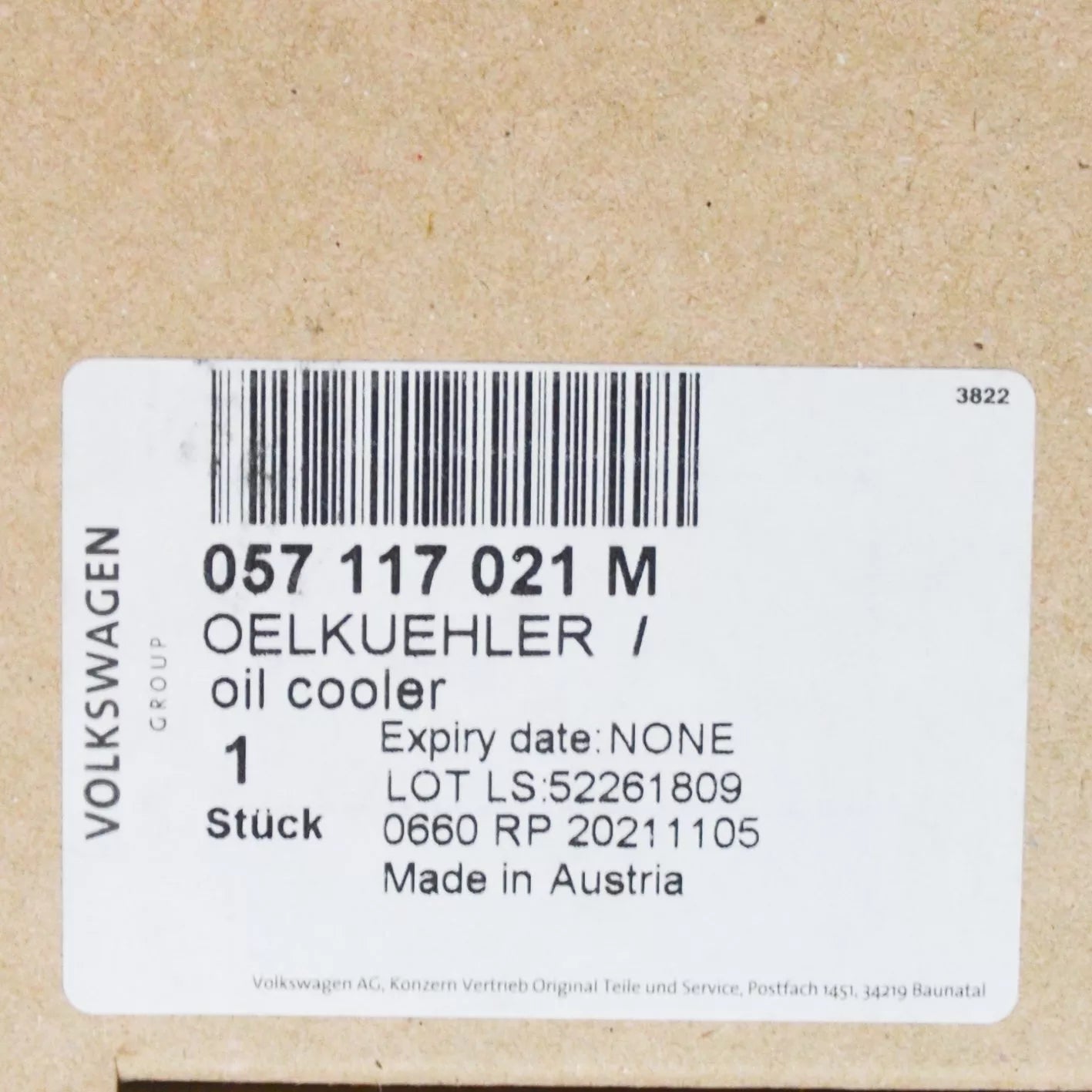 NEW AUDI Q7 4L ENGINE OIL COOLER 057117021M ORIGINAL