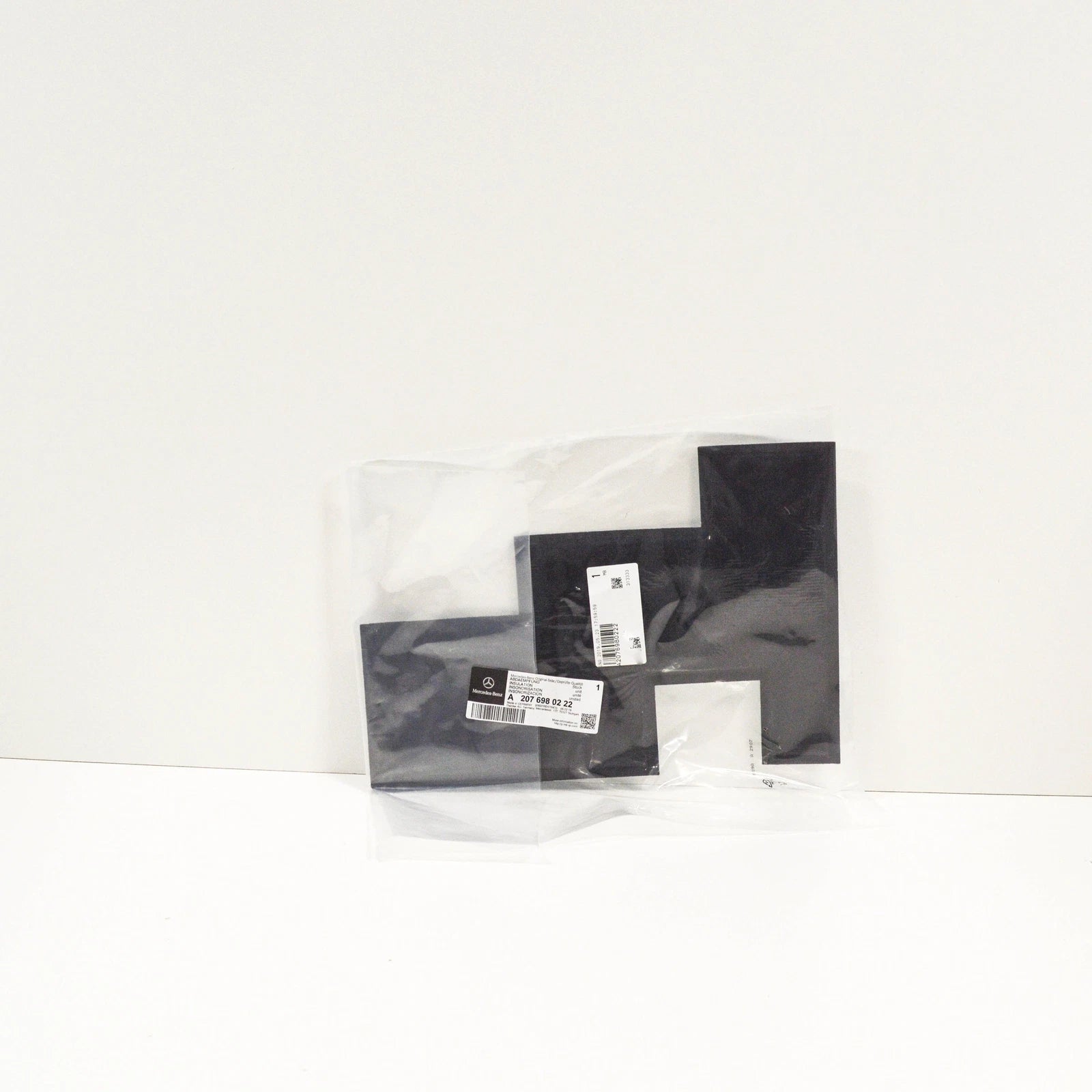 NEW MB C W204 FRONT RIGHT SIDE FENDER SOUND ABSORBER A2076980222 ORIGINAL