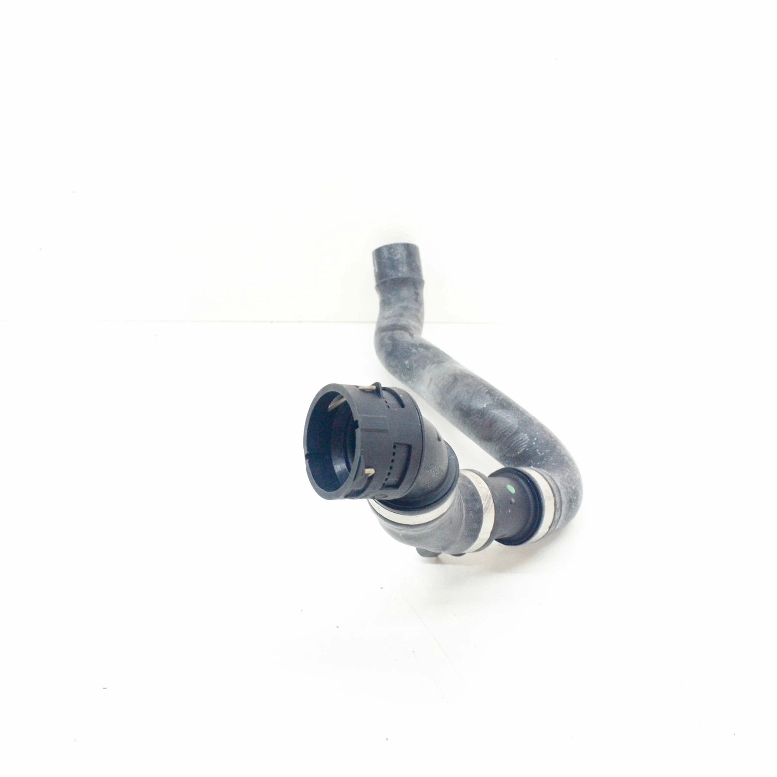 NEW AUDI Q7 4L COOLANT HOSE PIPE 7L6122051AC 2015