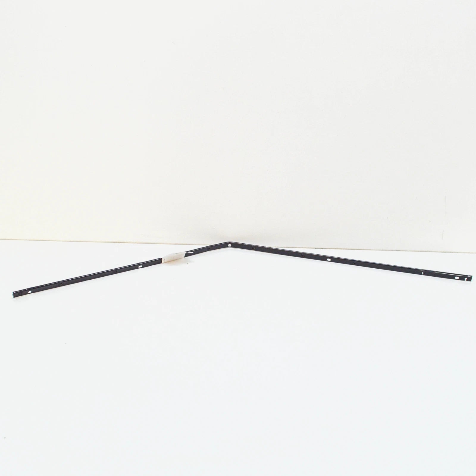 NEW AUDI Q7 4M FRONT LEFT WINDSHIELD REVEAL VERTICAL MOLDING BRACKET 4M0845453