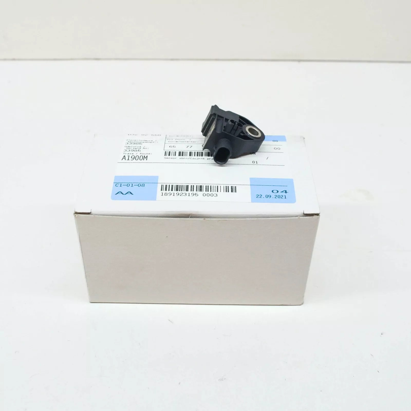 NEW BMW 5 G30 FRONT BUMPER PDC PARKING SENSOR 65779314520 ORIGINAL