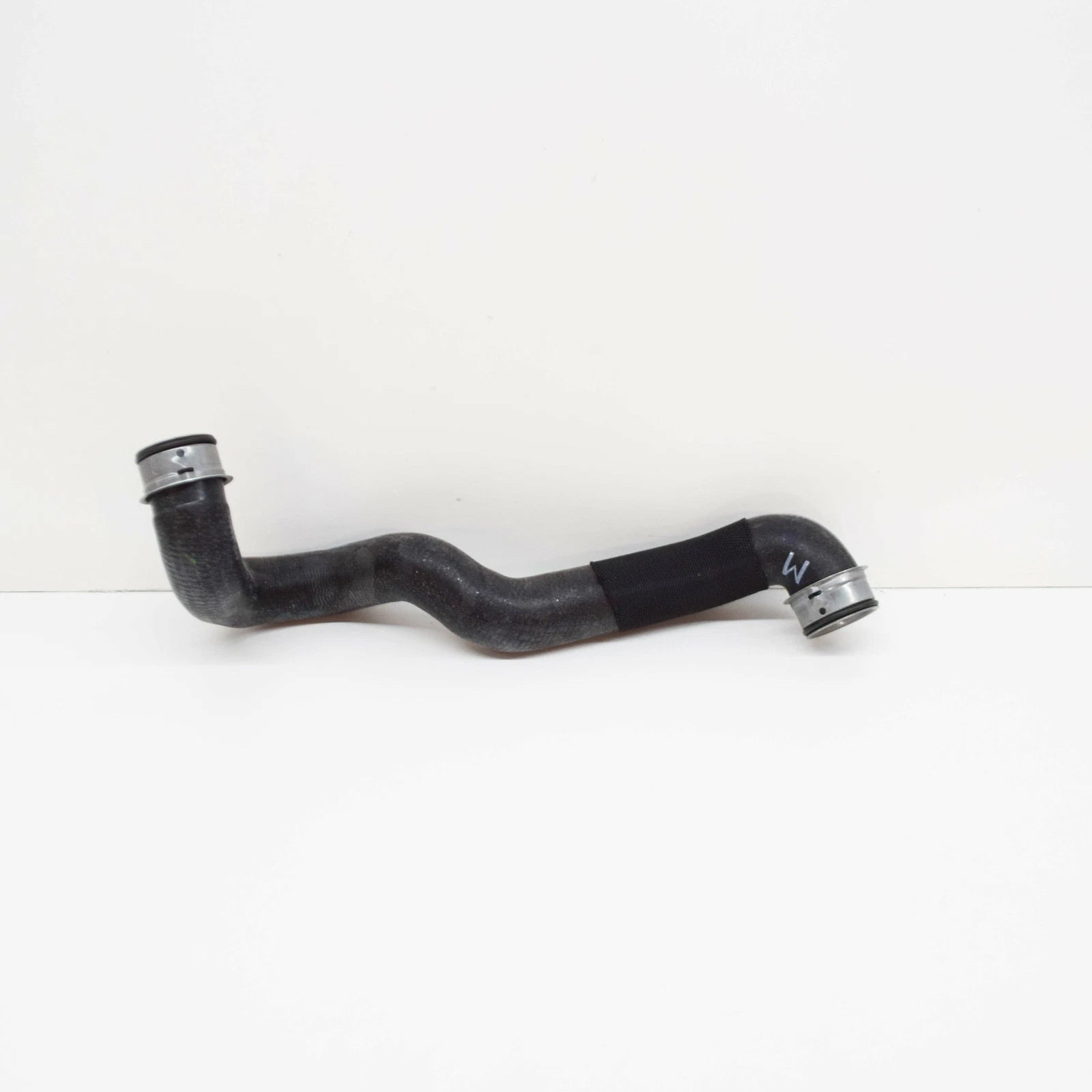 NEW MERCEDES-BENZ CLK C209 RADIATOR TOP HOSE A2095013082