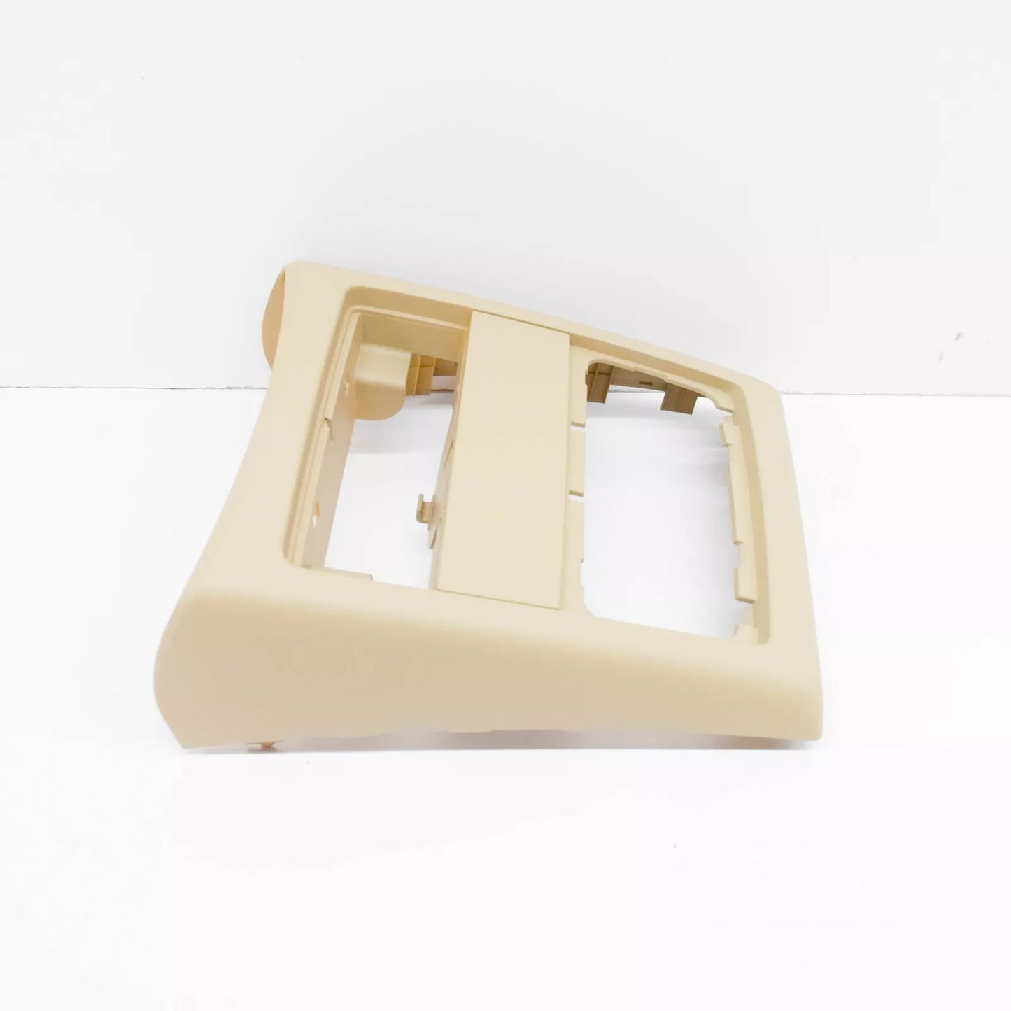 NEW BMW 3 E90 REAR CENTER CONSOLE COVER 51167145683 7145683 2008 ORIGINAL