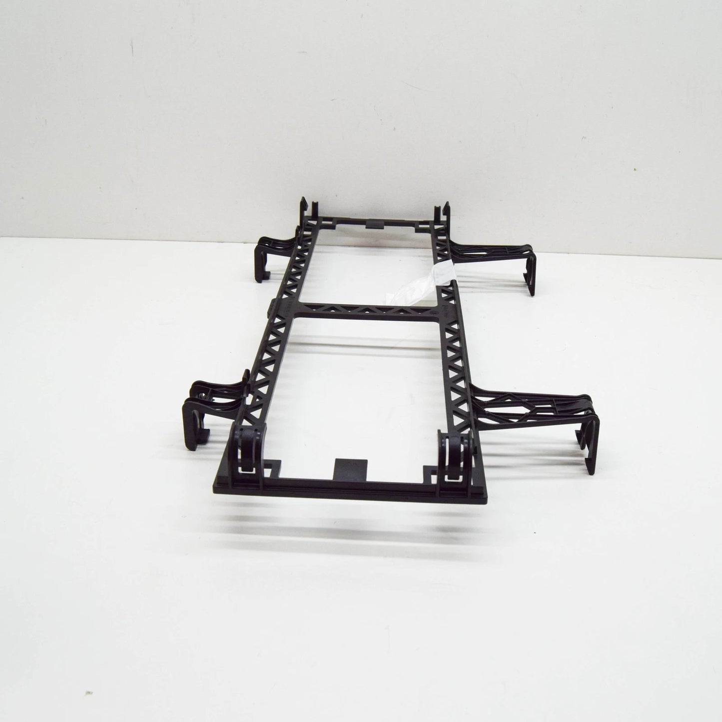 NEW MERCEDES-BENZ GLE W166 ENGINE COOLER BRACKET A1665010920 ORIGINAL