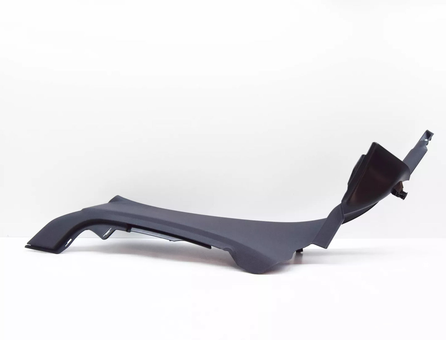 NEW AUDI A3 8V REAR LEFT WHEEL HOUSING TRIM 8V4867767B4PK ORIGINAL