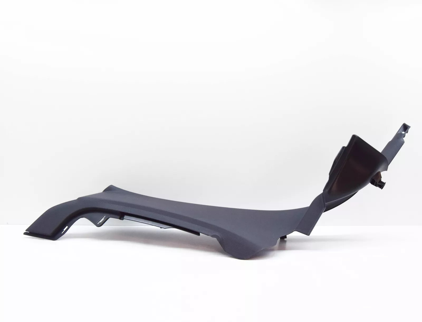 NEW AUDI A3 8V REAR LEFT WHEEL HOUSING TRIM 8V4867767B4PK ORIGINAL