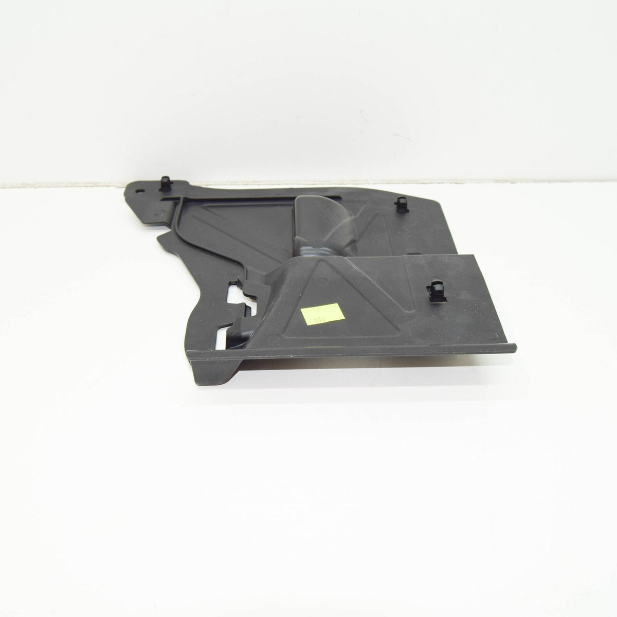 new audi a3 8v front left underbody cover 5q0825271a original