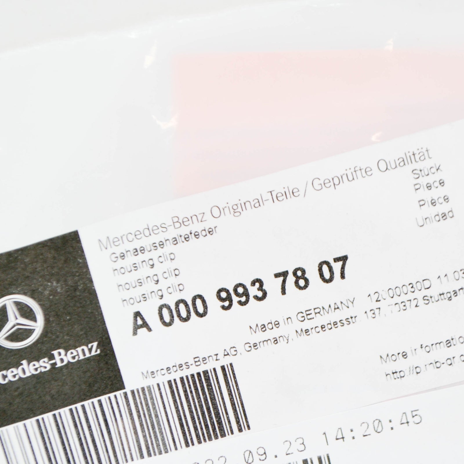 NEW MERCEDES-BENZ C W205 REAR BRAKE PAD SPRING CLIP A0009937807 ORIGINAL