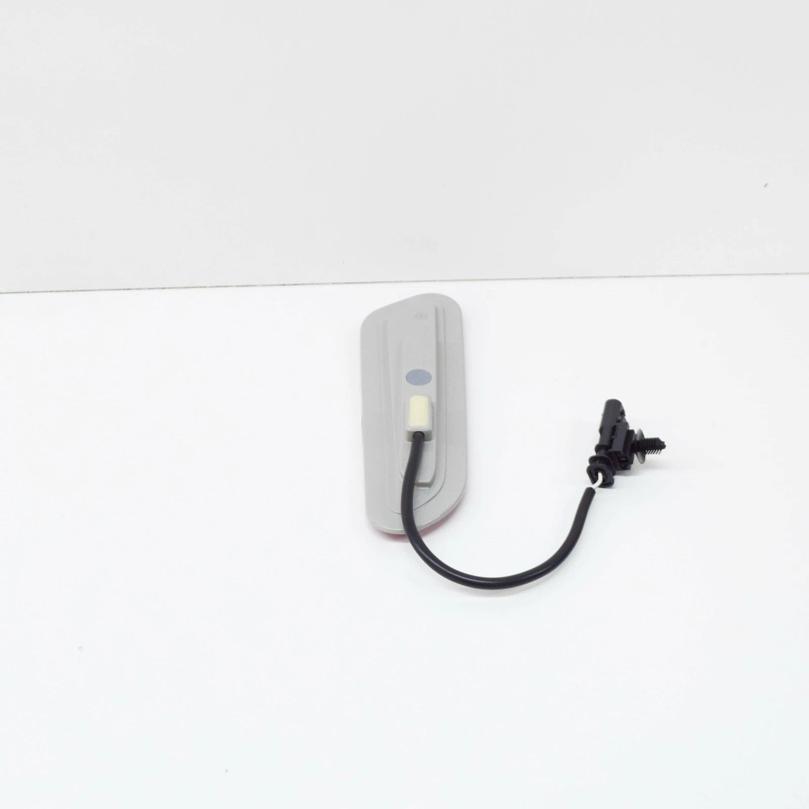 NEW AUDI R8 4S FRONT LEFT REFLECTOR 4S0945071B 2018 ORIGINAL