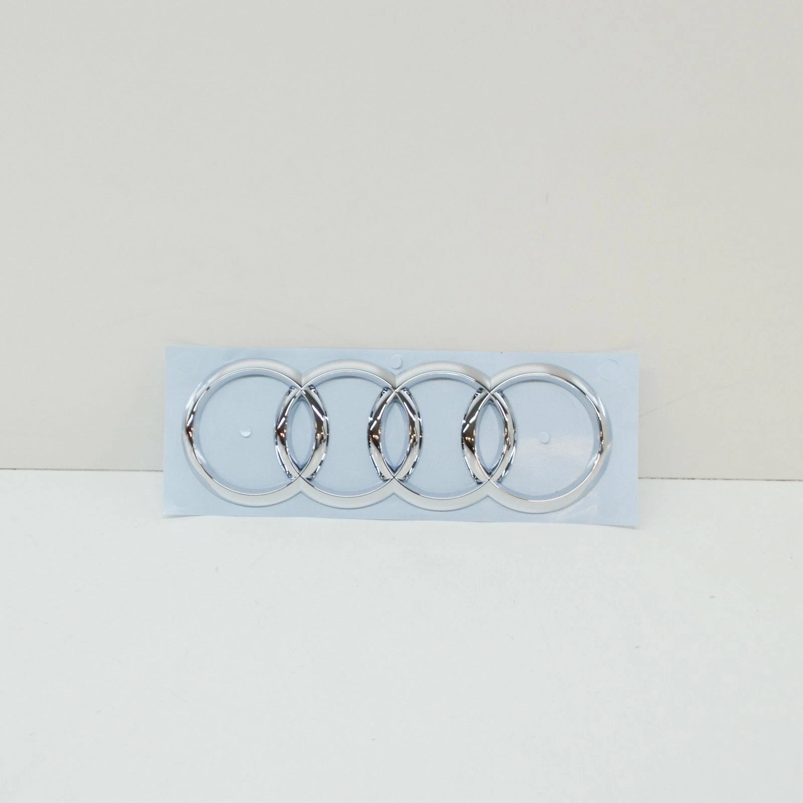 NEW AUDI A6 C7 REAR EMBLEM BADGE 4G58537422ZZ
