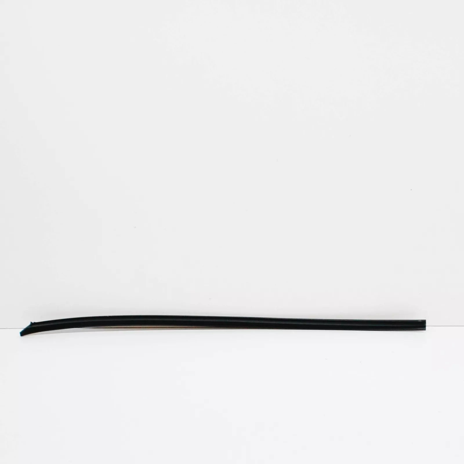 NEW AUDI Q7 4L FRONT LEFT WINDSHIELD WATER DEFLECTOR 4L08543275AP 2015